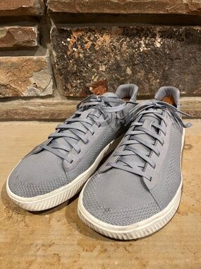 Flux Adapt Knit Trainer Casual Barefoot Sneakers - Gray and White
